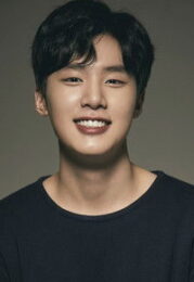 김동희