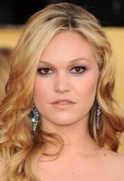 Julia Stiles