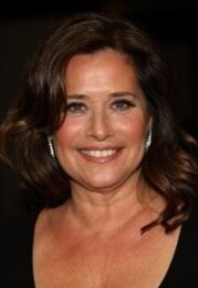 Lorraine Bracco