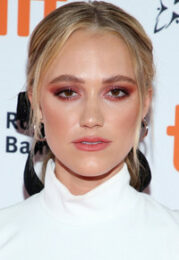 Maika Monroe