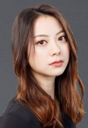 山下リオ
