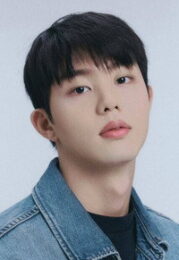김단