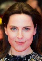 Antje Traue