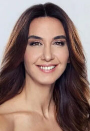 Ayşe Tolga