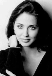 Bobbie Phillips