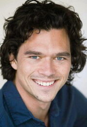 Luke Arnold