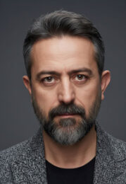 Nail Kırmızıgül