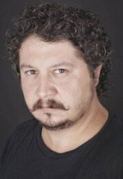 Yüksel Molla
