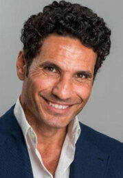 Óscar Higares